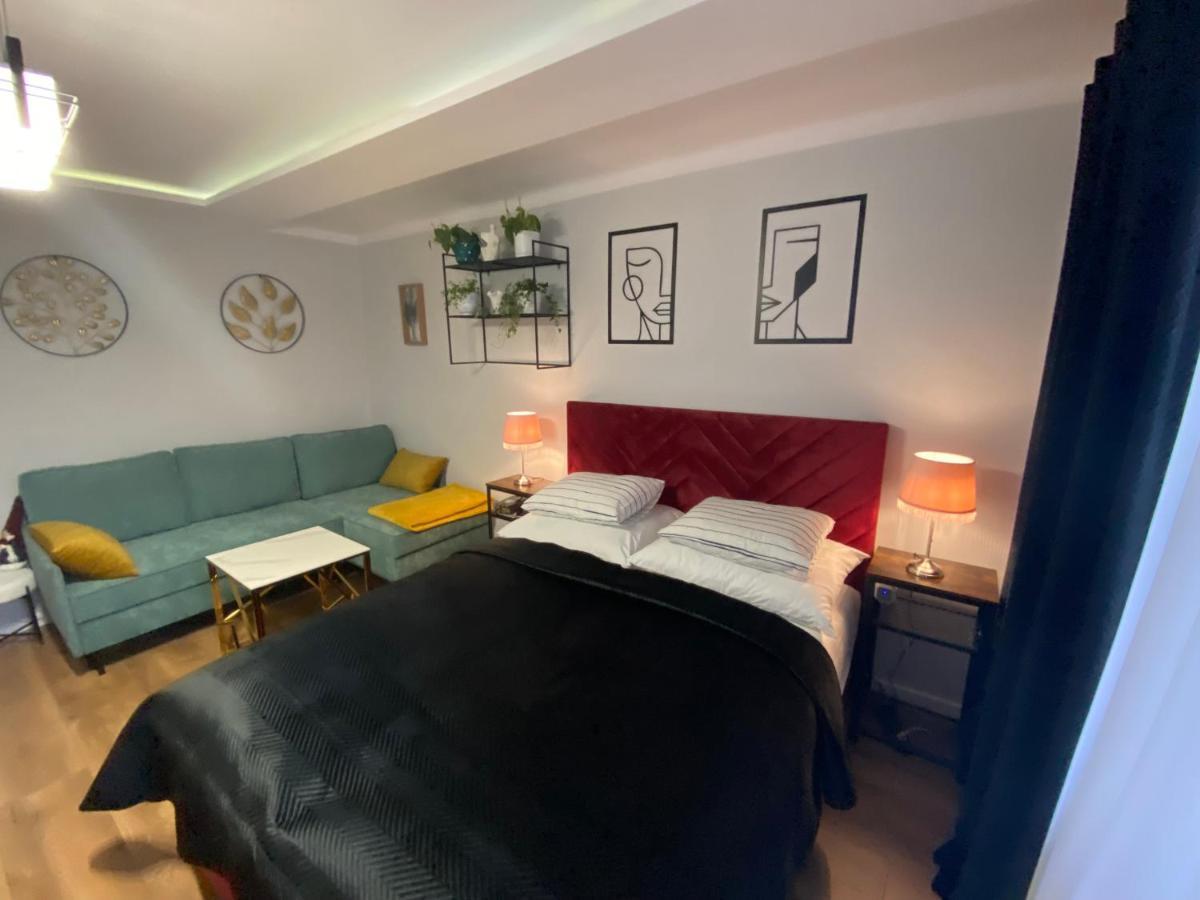 Apartament ,, Sen I Kawa" - Komfortowy Nocleg W Sercu Aglomeracji Μπίτομ Εξωτερικό φωτογραφία